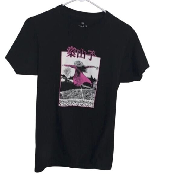 Junji Ito Collection XS Black Graphic T-Shirt Featuring Scarecrow & Comic Art By - Picture 1 of 7